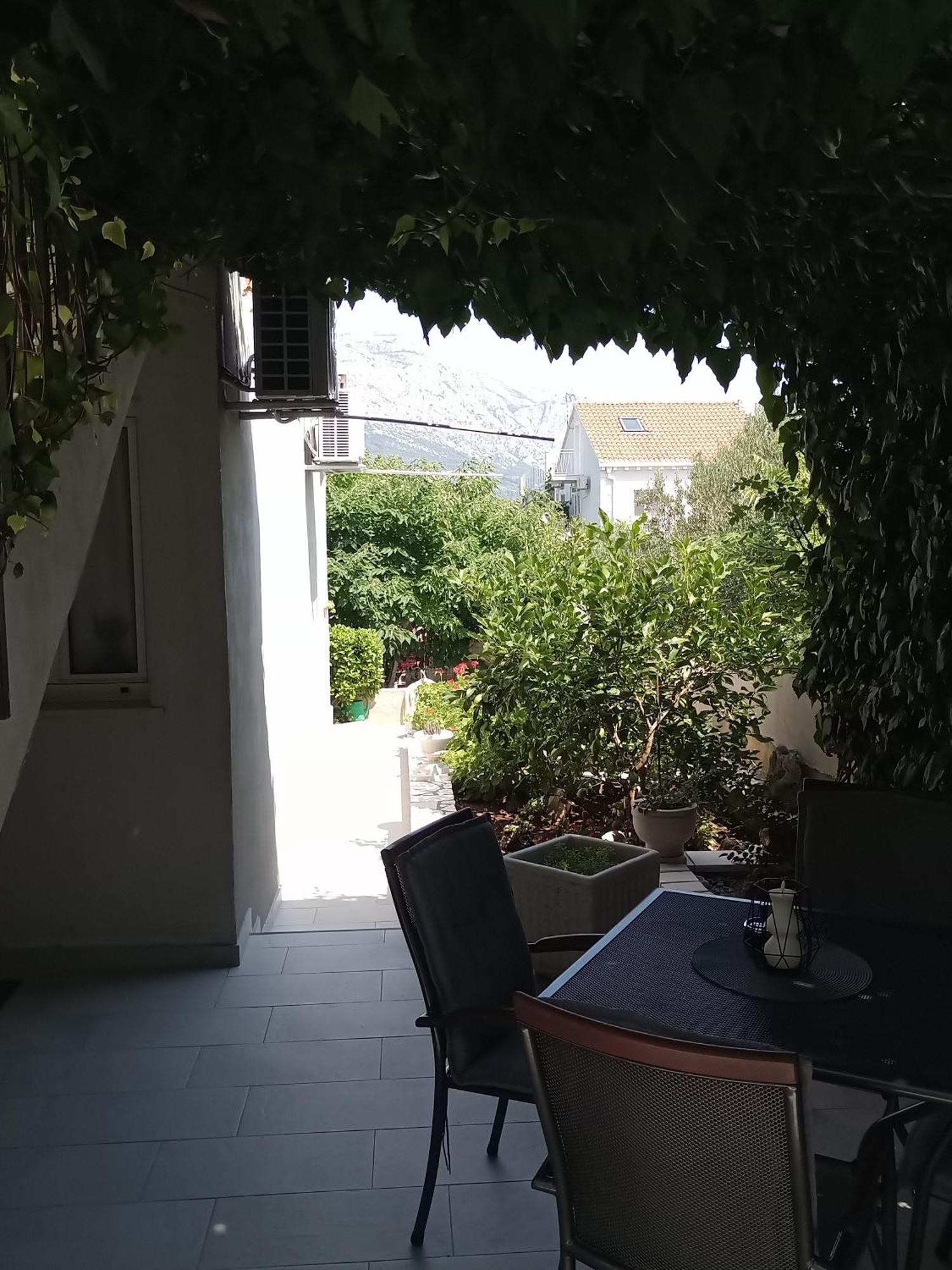 Jagoda Apartman Zrnovo Luaran gambar